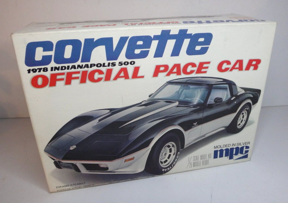 ORIGINAL ISSUE 78 Chevrolet Corvette Indy 500 Pace Car 1/25 Model Kit MPC 1-3710