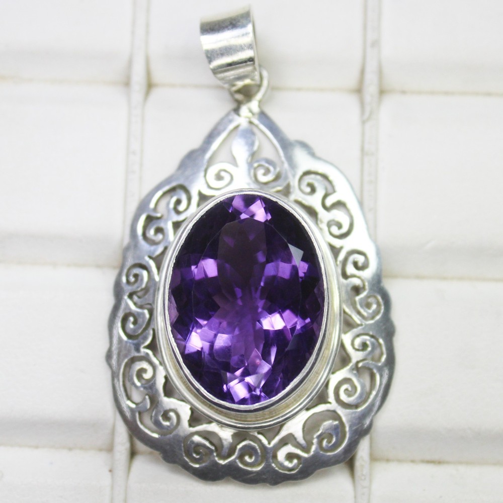 Natural Purple Amethyst Pendant 925 Sterling Silver Vintage Jewelry 10.30g