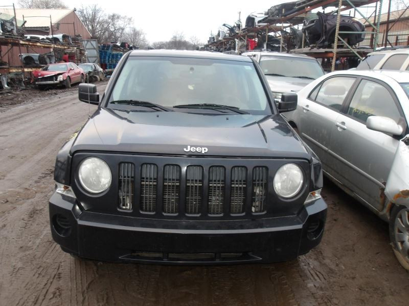 08-17 Jeep Patriot Right Passenger Tail Light Assembly 1312932