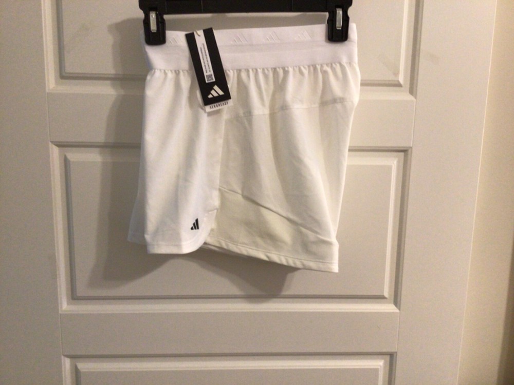 Adidas women’s HYGLM  PACER shorts size XLarge