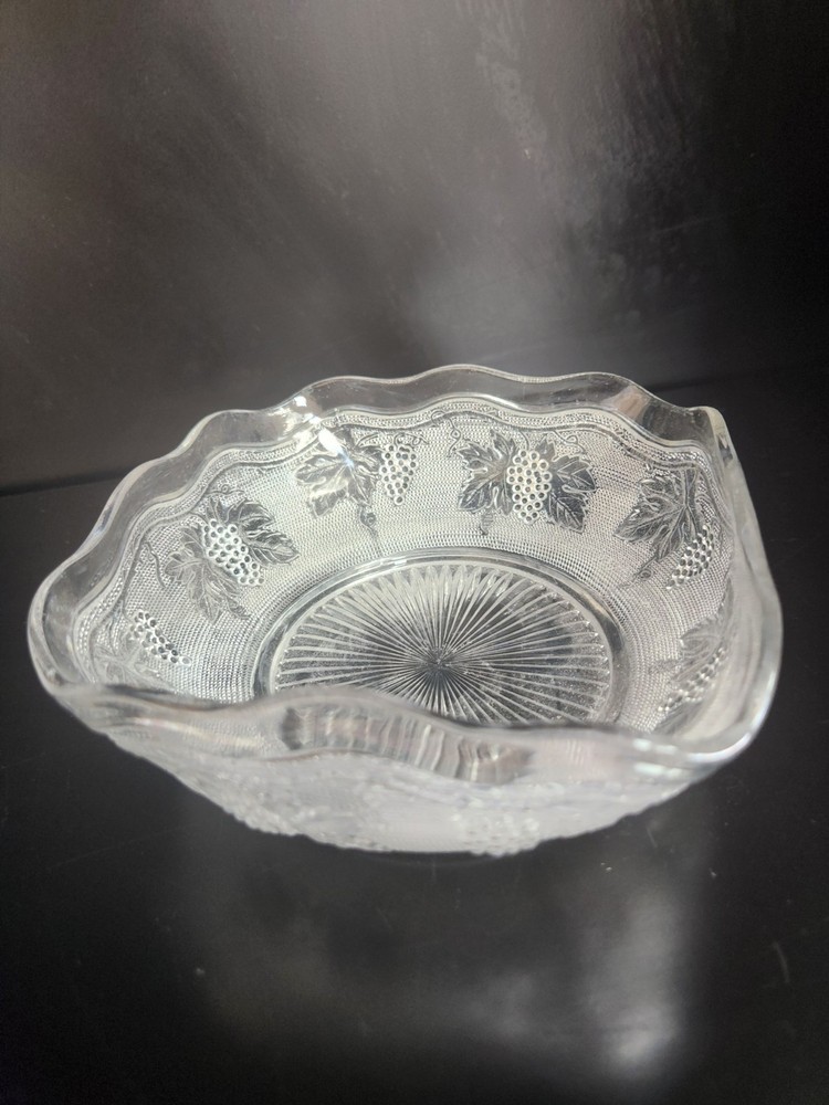 Westmoreland WOOLWORTH Line 89 Stippled Grape Clear Glass 5 7/8 Inch Square Bowl 1940s Vintage  