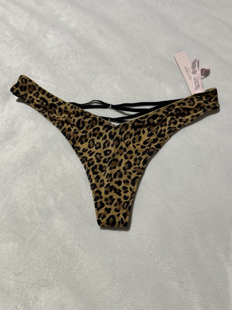 Victoria's Secret Leopard Print Strappy V-Hardware Thong Panty NWT
