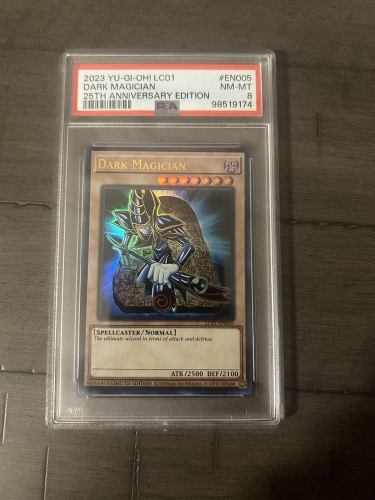 Dark Magician LC01-EN005 Ultra Rare PSA 8 25th Anniversary Edition