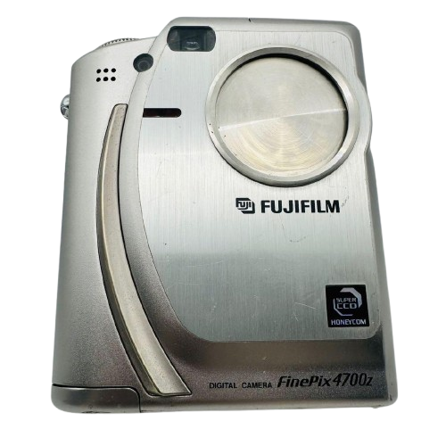 FUJIFILM FinePix 4700z Silver Compact Digital Camera Japan Import