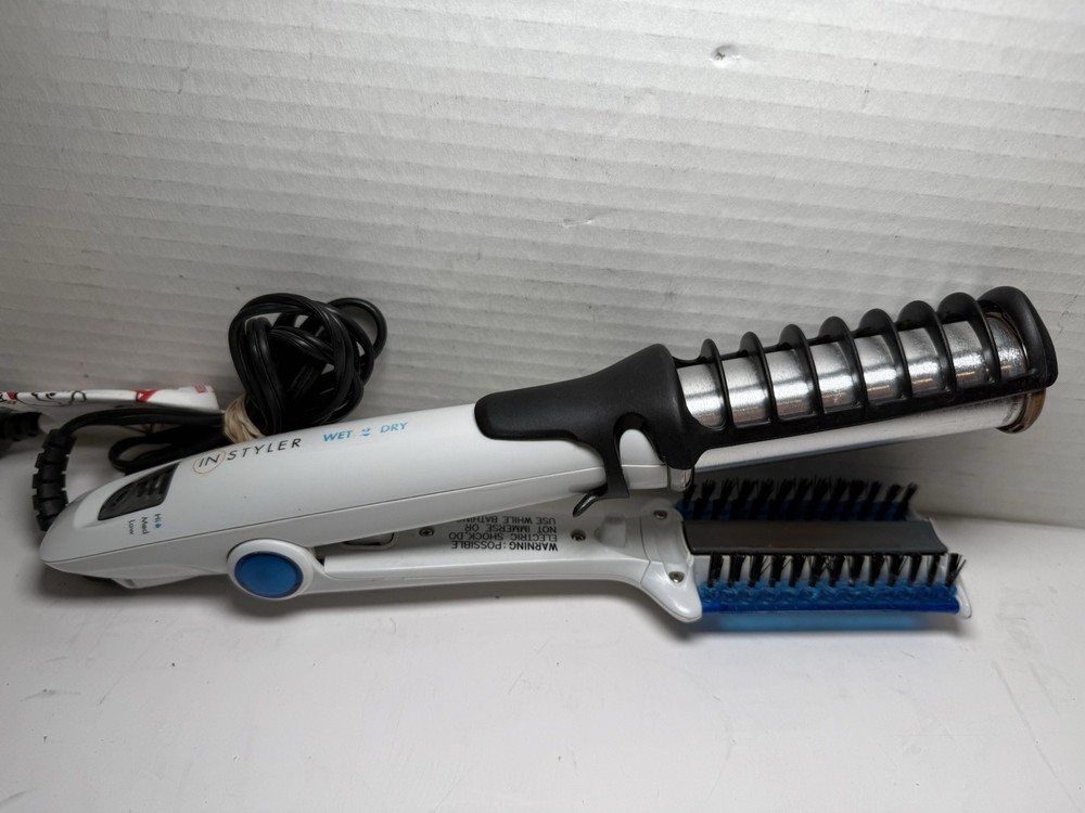 InStyler Wet To Dry Rotating Curling Iron Brush IS1001.1 1.25” White Blue Works