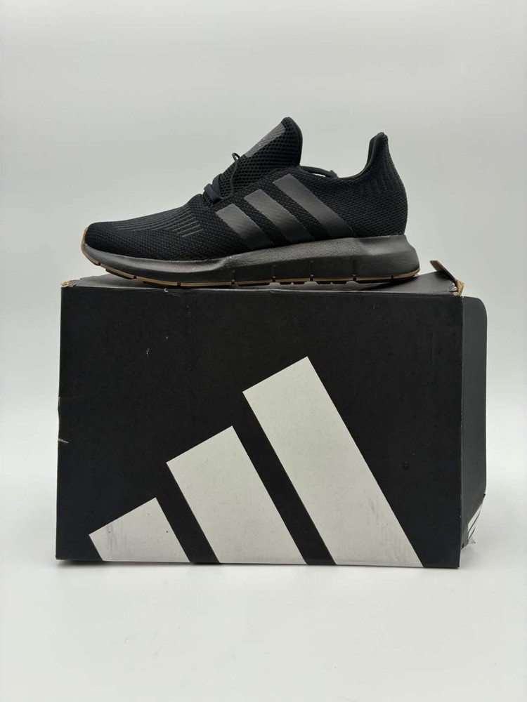 Adidas Swift Run 1.0 Black Gum Mens 8 IE7476