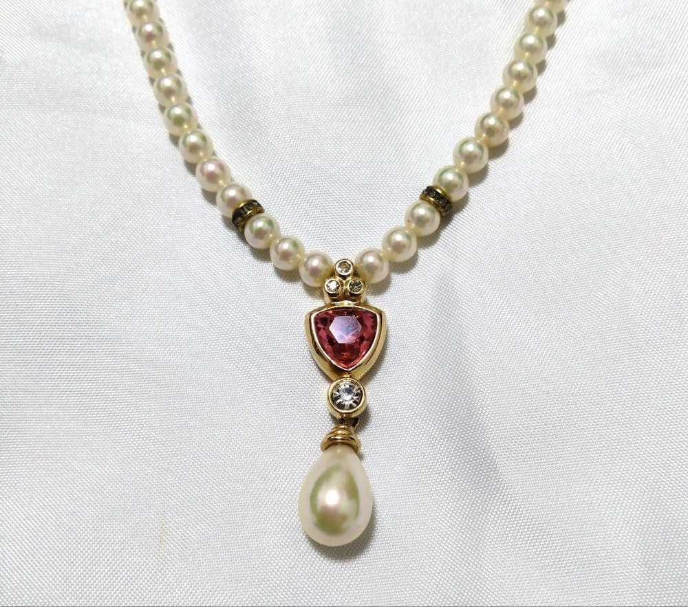 Dior Phantom Pearl Rhinestone Necklace Elegant Jewelry Piece