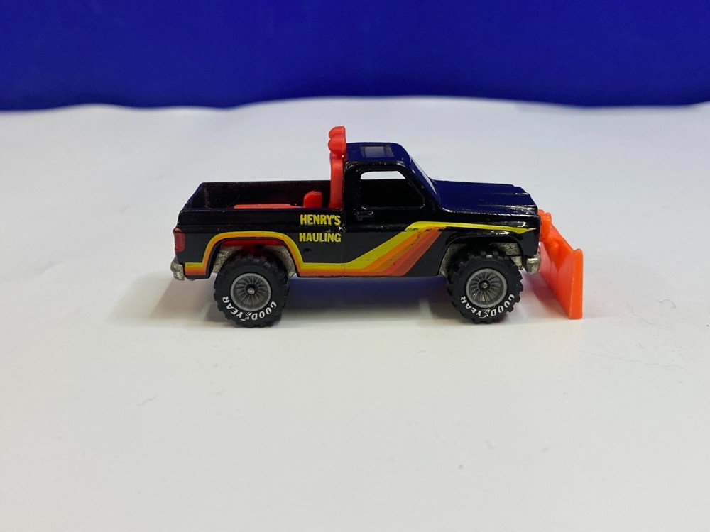 1982 HOT WHEELS 1/64 SCALE LOOSE REAL RIDERS GOOD YEAR GRAY HUBS CHEVY PICKUP