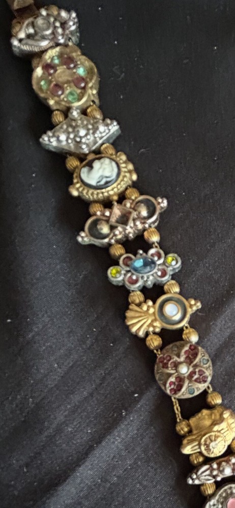 SIGNED SWEET ROMANCE VICTORIAN STYLE SLIDE BRACELET 8 IN. CHARMS RETRO