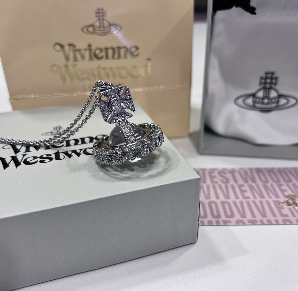 Vivienne Westwood Big Orb Silver Tone Logo Pina Rare Vintage Necklace