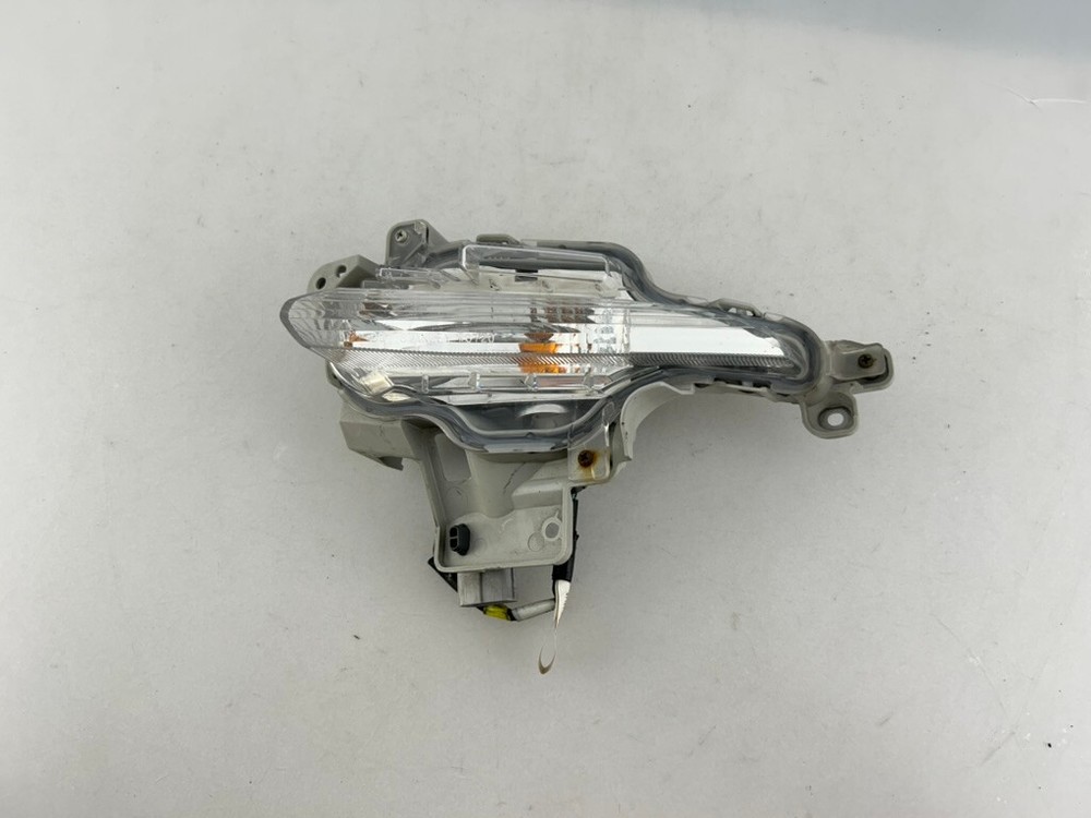 2017-2018 Mazda 3 Left Driver Side OEM Turn Signal Light  