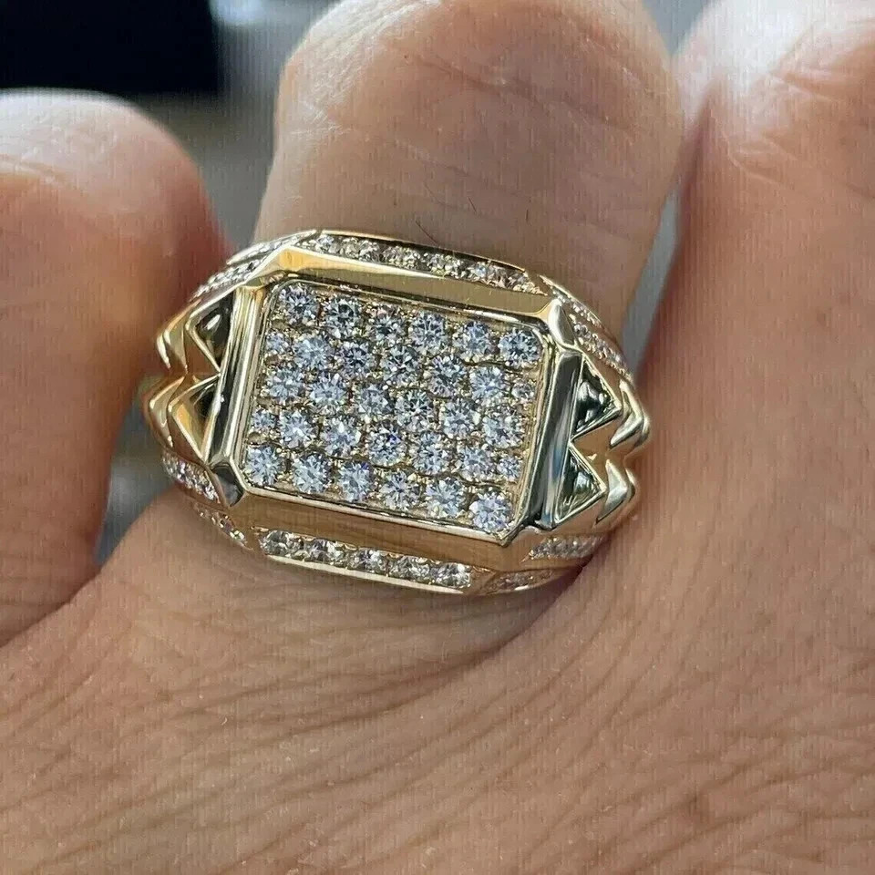 2Ct Round Cut Simulated Diamond Men's Wedding Ring 14k Yellow Gold-Plated Silver
