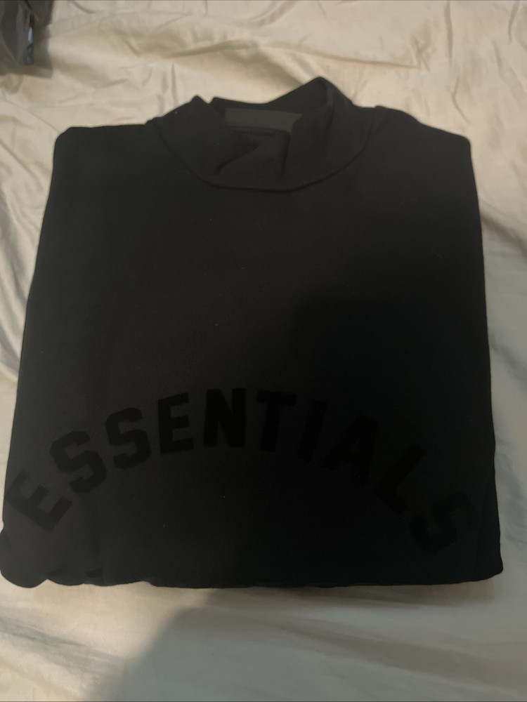 Fear of God Essential Black Crew Neck Sweatshirt Size Large for Men