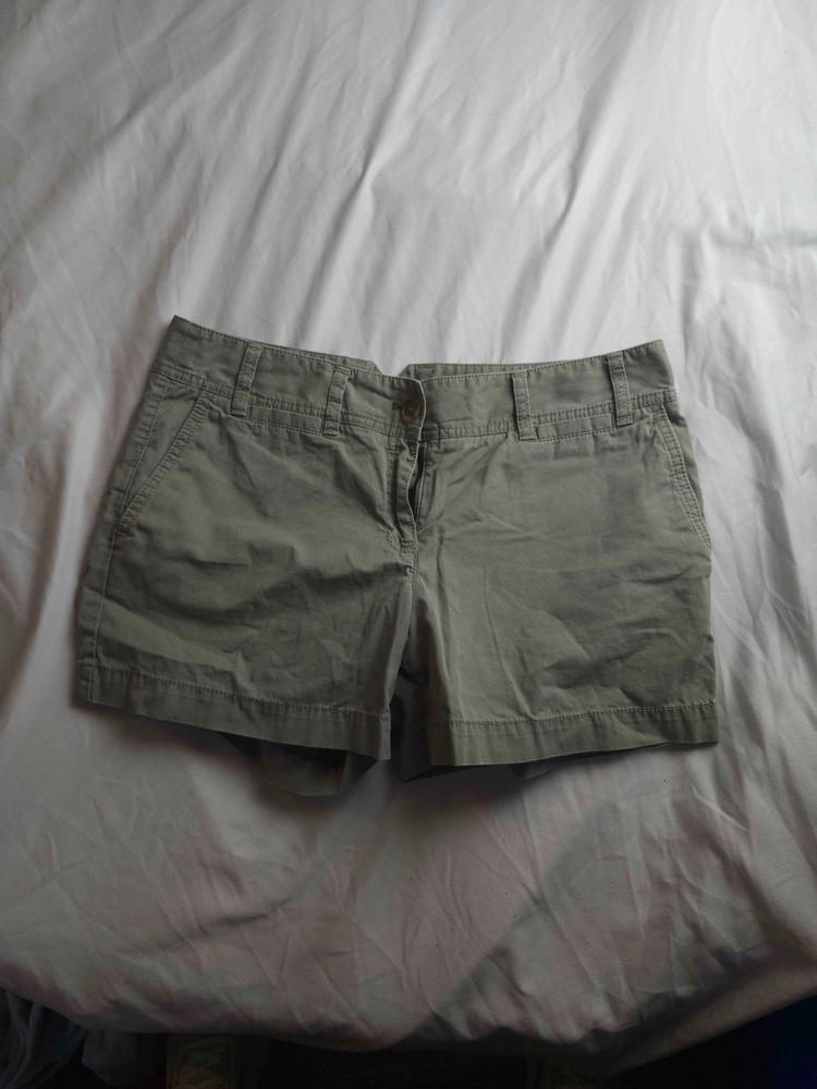 Ann Taylor Loft Khaki Casual Chino Shorts Womens Size 8 Green Preppy Casual