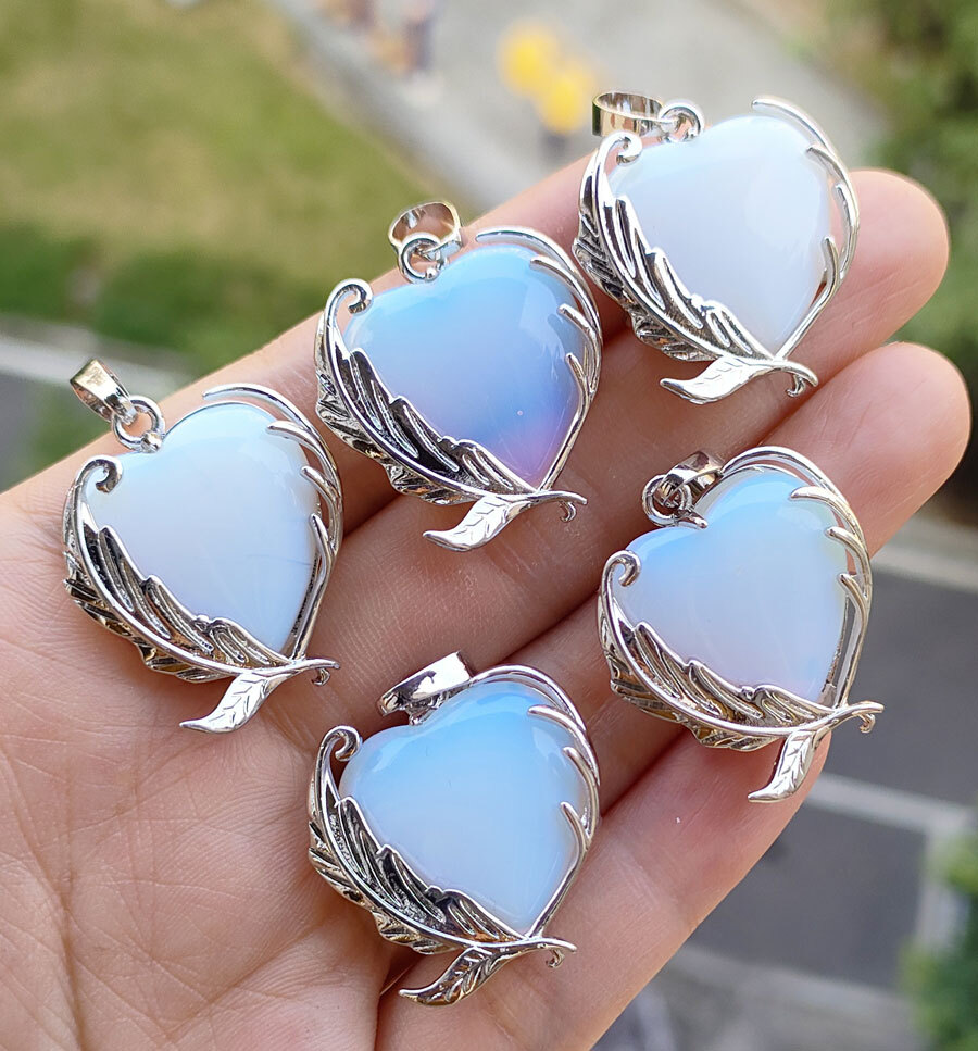 10pcs Natural Opal Gems Heart Leaf Pendants Magic Reiki Amulet Lucky
