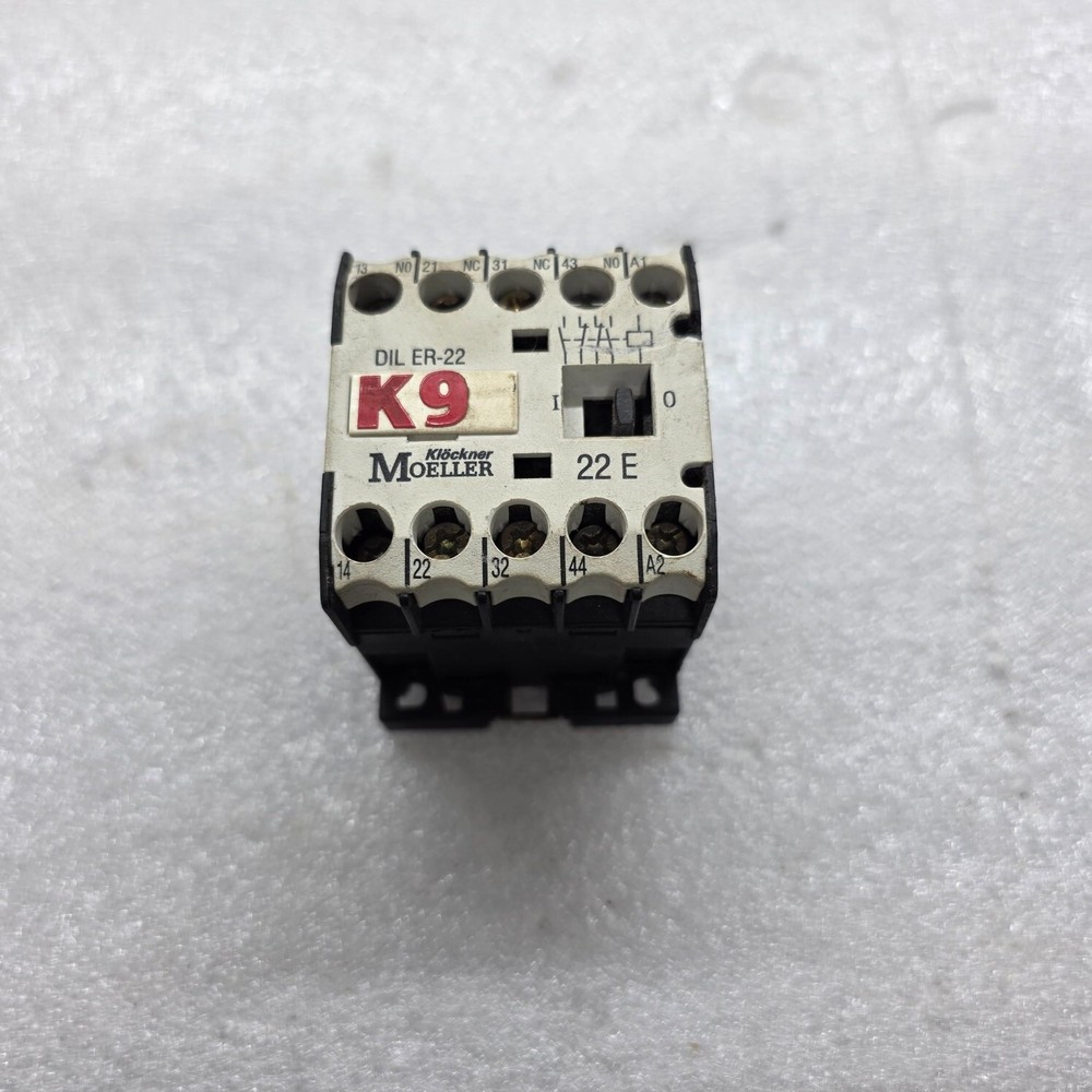 MOELLER DIL ER-22 CONTROL RELAY