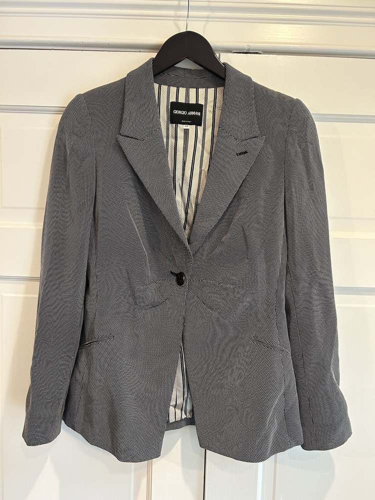 Giorgio Armani Borgo 21 Italian-Made Blazer Jacket Size 40 Button Front