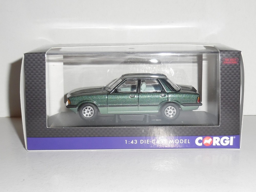 Vanguards/Corgi  VA15005 Ford Cortina Mk5 1.6 Carousel. 2 tone Green  LTD 1400