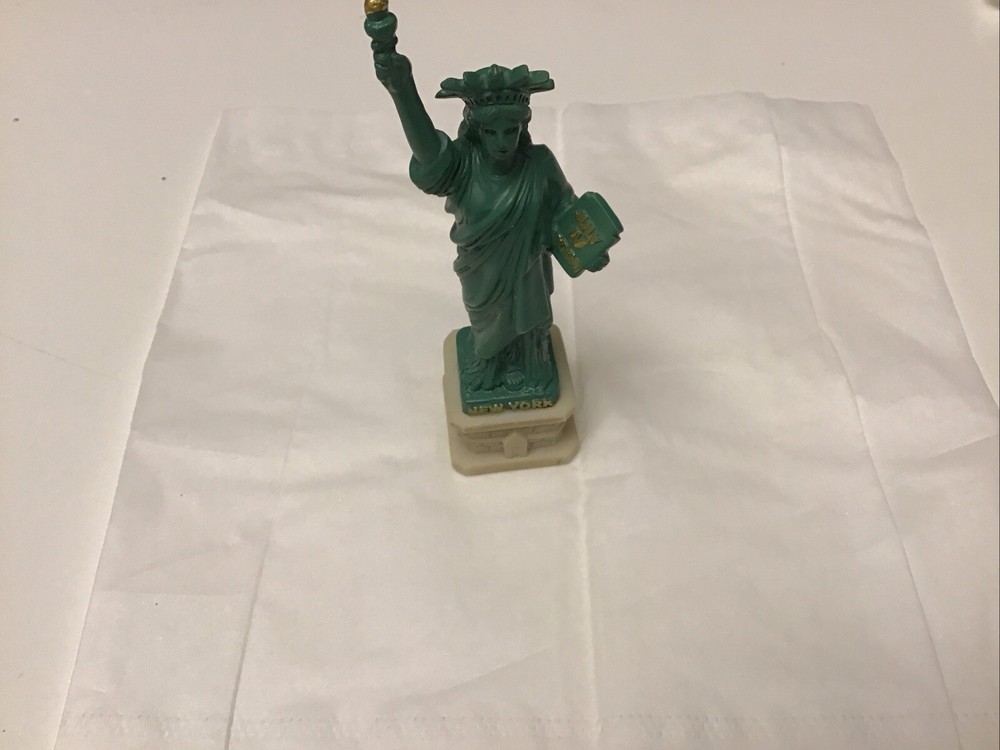 4.25 inch Statue of Liberty Replica Figurine Souvenir from New York City 4.25