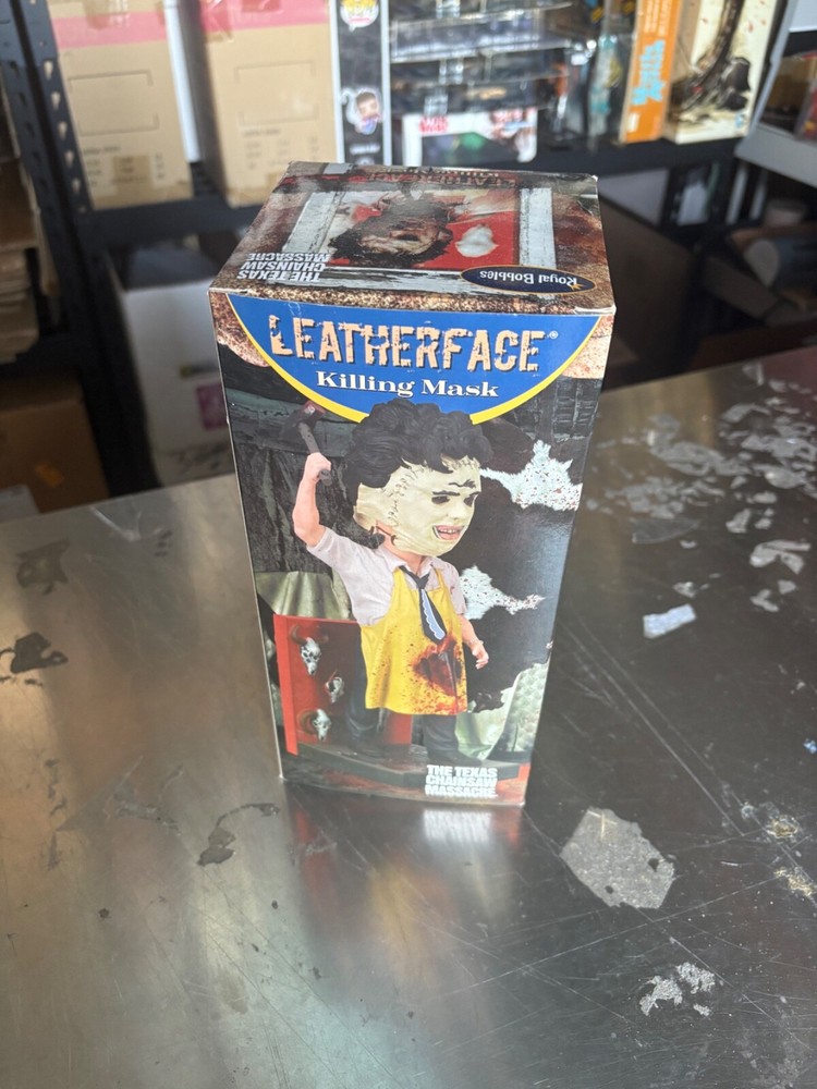 Royal Bobbles Leatherface Killing Mask Bobblehead TX Chainsaw Massacre