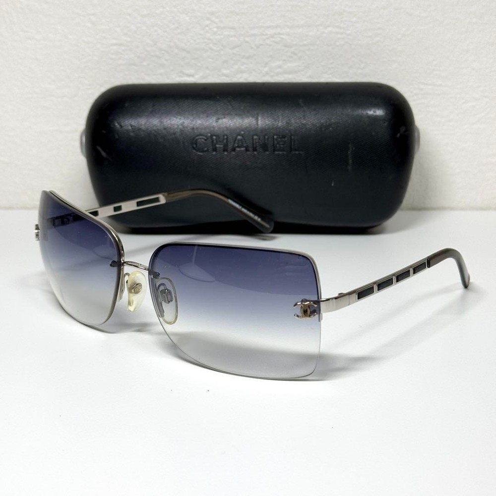 CHANEL 4112 Silver Frame Blue Gradient Lens Sunglasses with Coco Mark