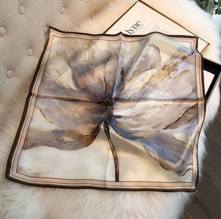 100% Mulberry Silk Leaf Print Bandanna Scarf Wrap 53x53cm