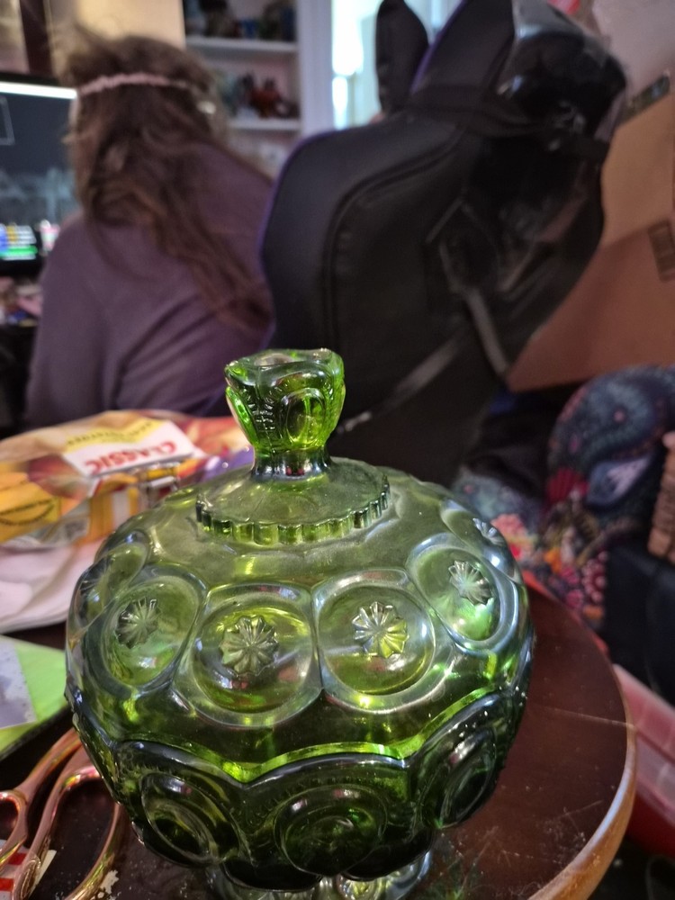 Vintage L.E. Smith Moon And Stars Green Glass Lidded Candy Dish Compote