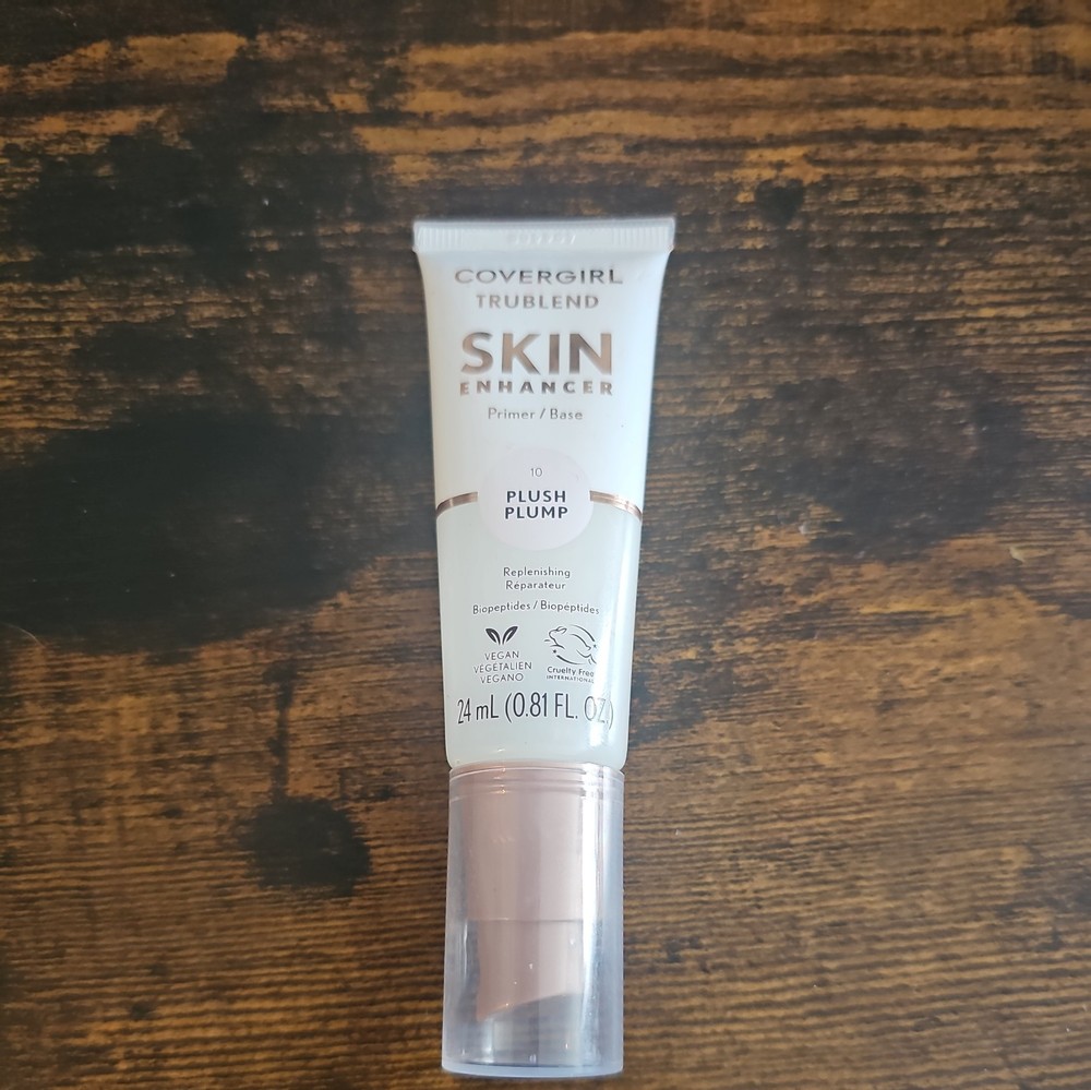 New CoverGirl TruBlend Skin Enhancer Primer/Plush Plump