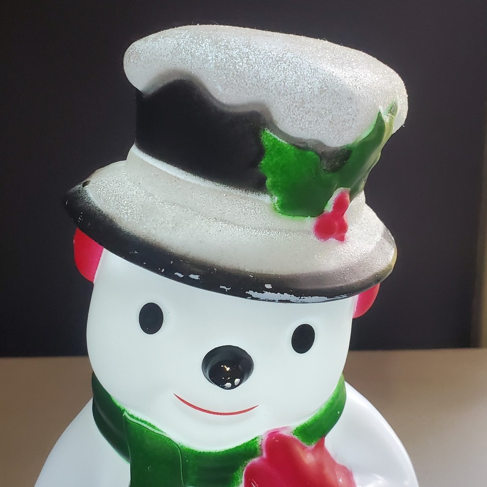 Light Up Blow Mold  11” Snowman Wreath Good Condition Clean Battery Case Working
