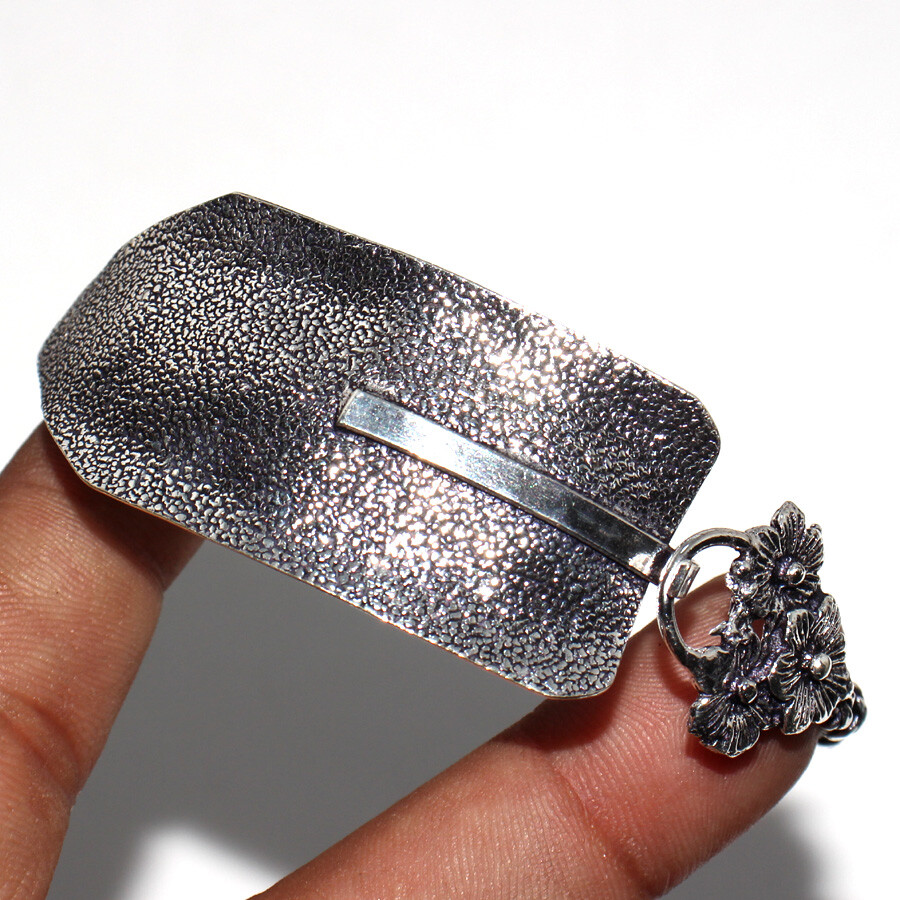 Vintage Style 925 Silver Plated Vintage Bangle FreeSize Elegant Gift JW