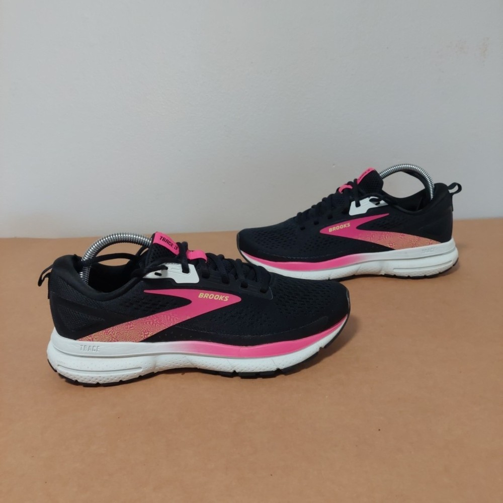 Brooks Trace 3 Women’s Running Shoes Black Training Sneakers 1204011B098 SIZE 9