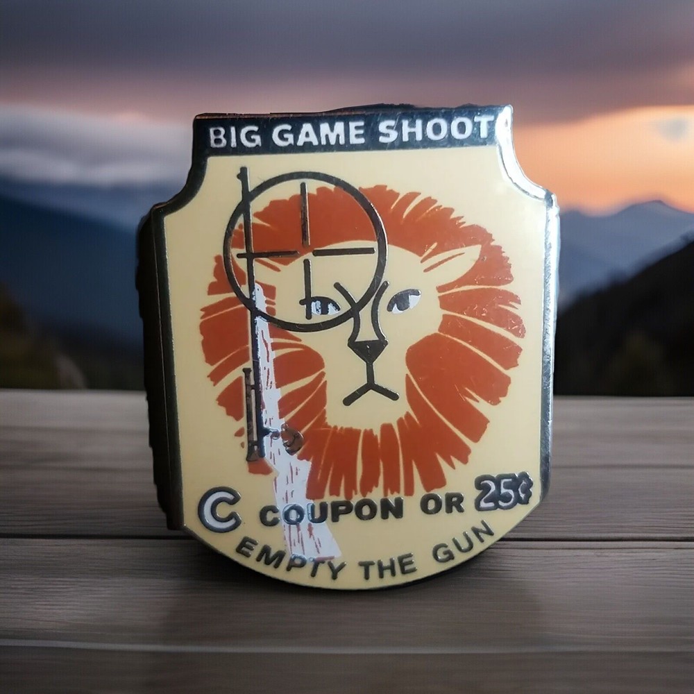 Disney Direct 50th Anniversary Adventureland Set Big Game Shoot gun 40152 X 55