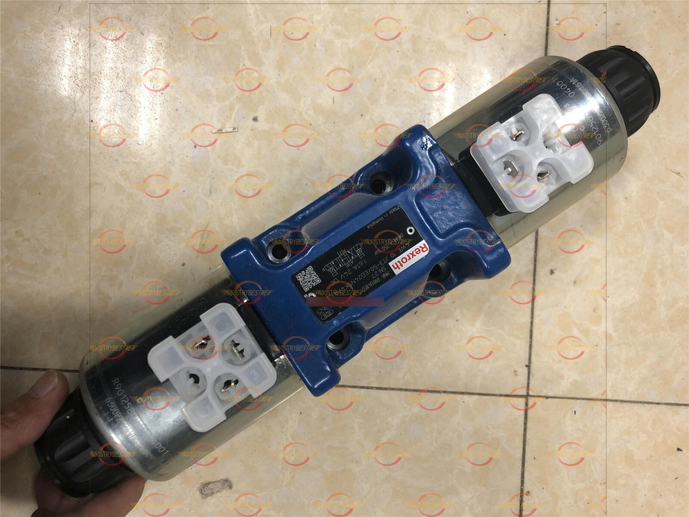 NEW 1PCS Solenoid valve 4WE10J73-50/EG24N9K4/A12M R901341855 #A6-37