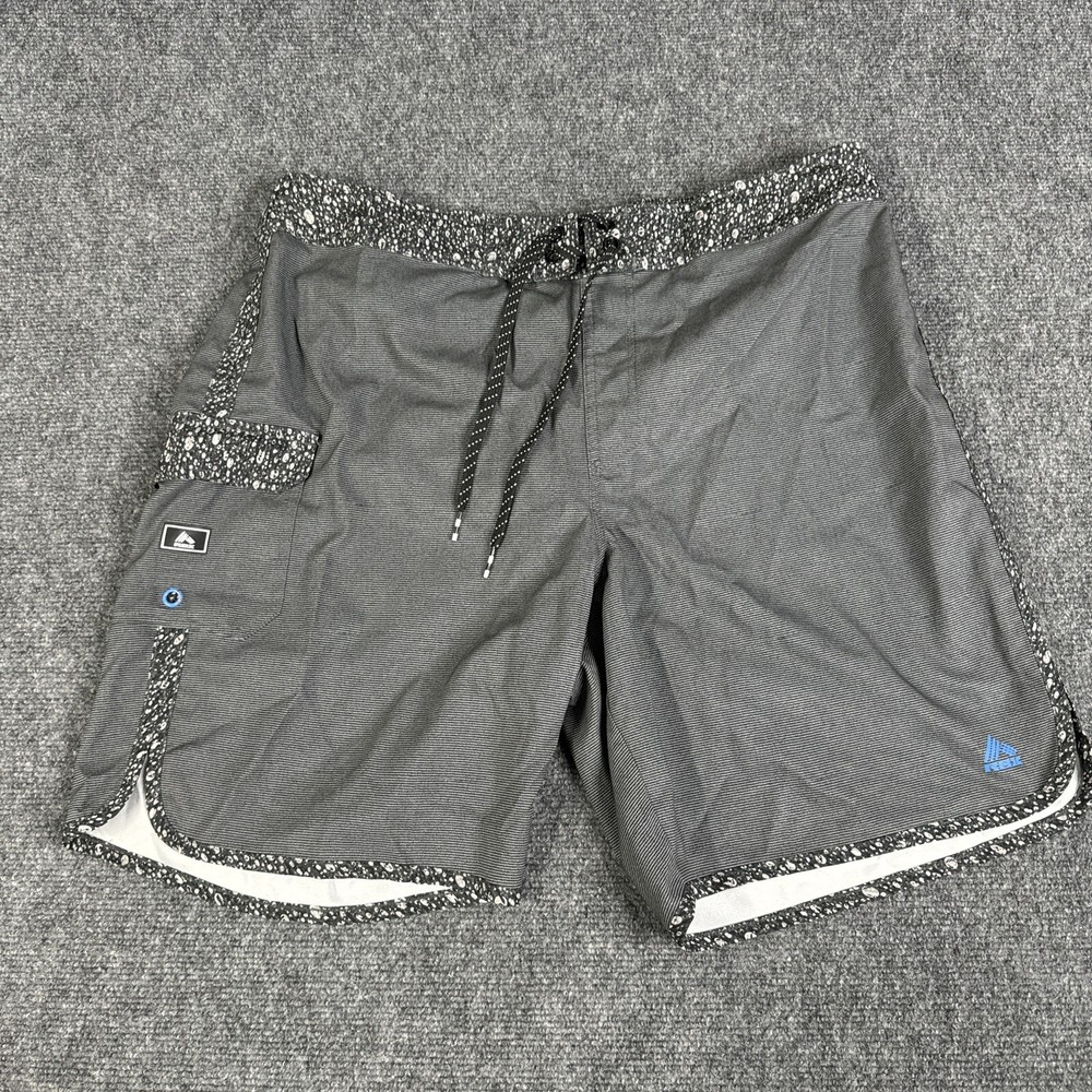 Reebok Shorts Mens Large Gray Black Striped Beach Swim Trunks Board Shorts