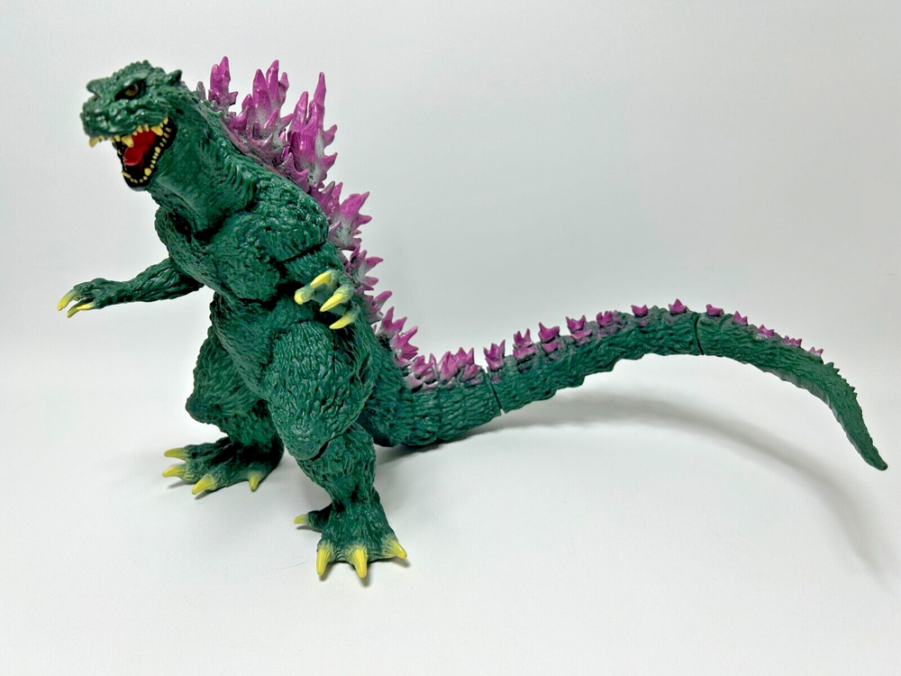 Godzilla 2000 Millennium 9-inch Sofubi Vinyl Figure by Banpresto
