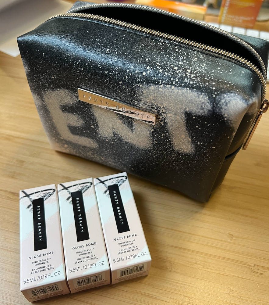FENTY BEAUTY Black Travel Makeup Bag with 3 Mini Gloss Bombs