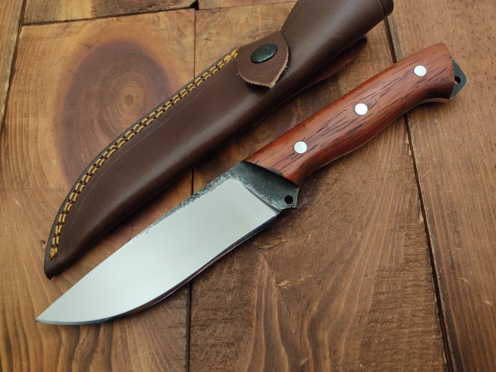 Custom Carbon Steel Fixed Blade Knife for Camping Survival and Hunting