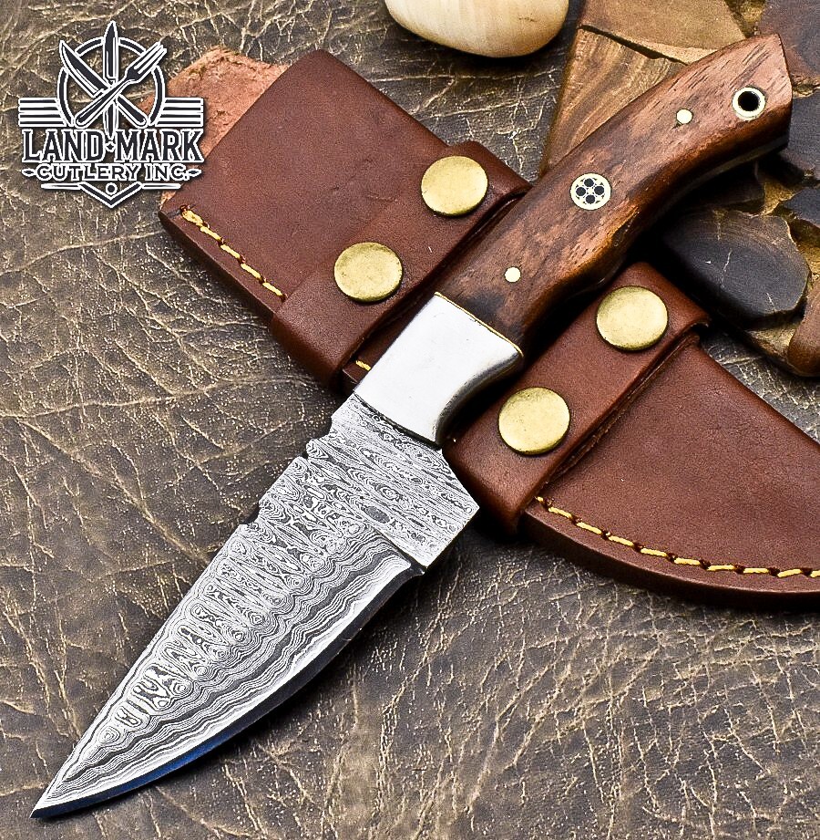 BEAUTIFUL DAMASCUS STEEL HUNTING SKINNER KNIFE ROSE WOOD HANDLE $ STEEL BOLSTER