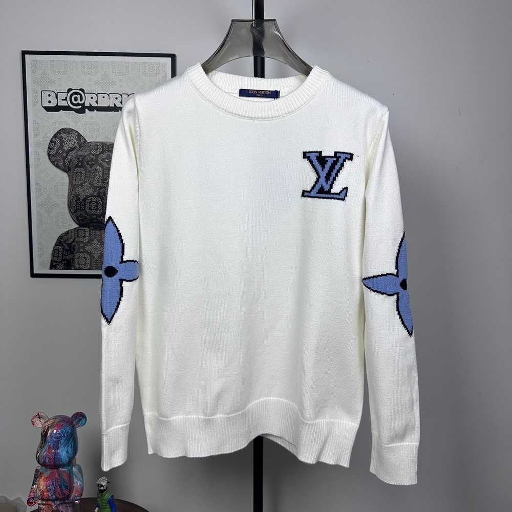 Men's autumn and winter branded sweater T-shirt male round neck sweater