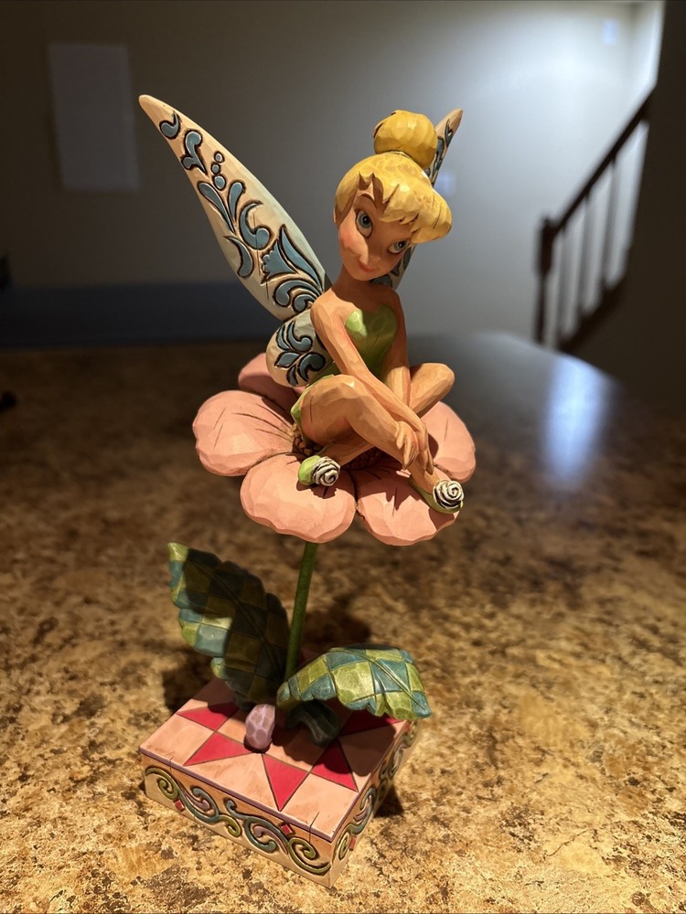 Disney Tinkerbell Sitting Pretty 8 Inch Enesco Jim Shore Figurine