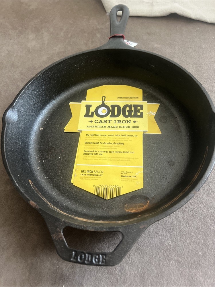 Lodge Cast Iron Seasoned 10.25