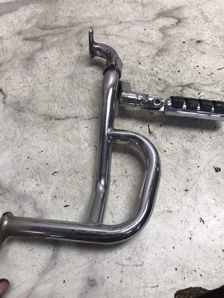92 Yamaha XV1100 XV 1100 Virago Front Right Engine Motor Guard Crash Bar