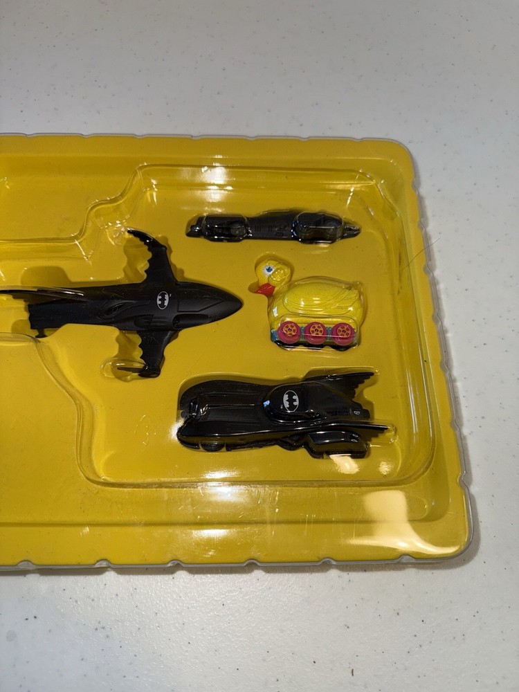 ERTL DIE CAST METAL BATMAN RETURNS VEHICLE COLLECTOR SET
