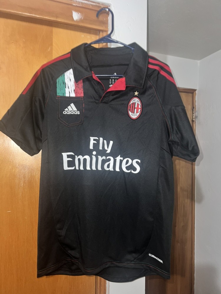 AC Milan 12/13 Third Kit