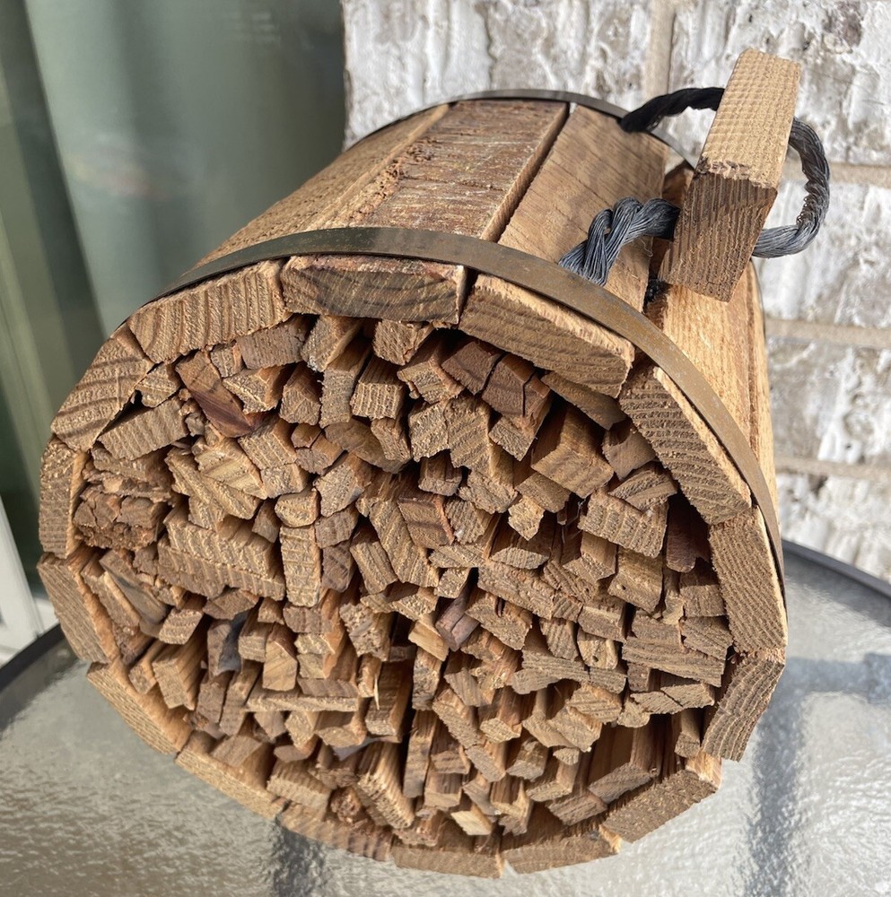 Unique 5 Lbs Wooden 8x7.5 Barrel Keg with Handles and Wood Pieces