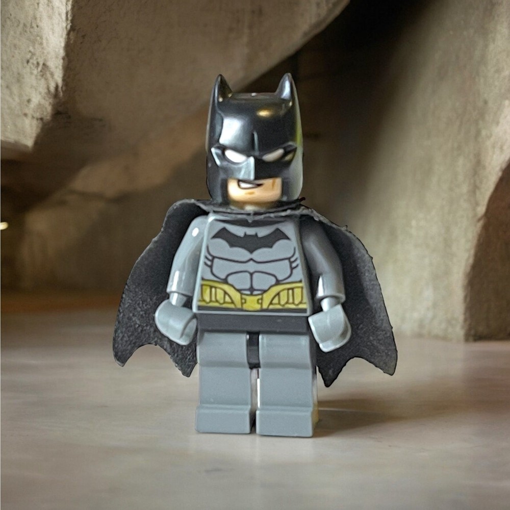 LEGO Minifigure Batman Jokerland Gray Suit Collectible