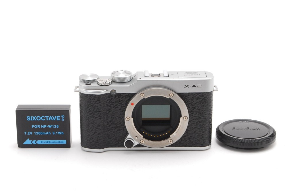 【NEAR MINT】FUJIFILM X-A2 16.3MP Body DSRL Camera Silver from Japan