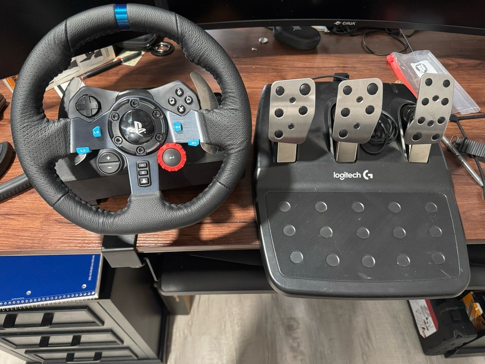 Logitech G29 Driving Force Racing Wheel - Black (941-000110)