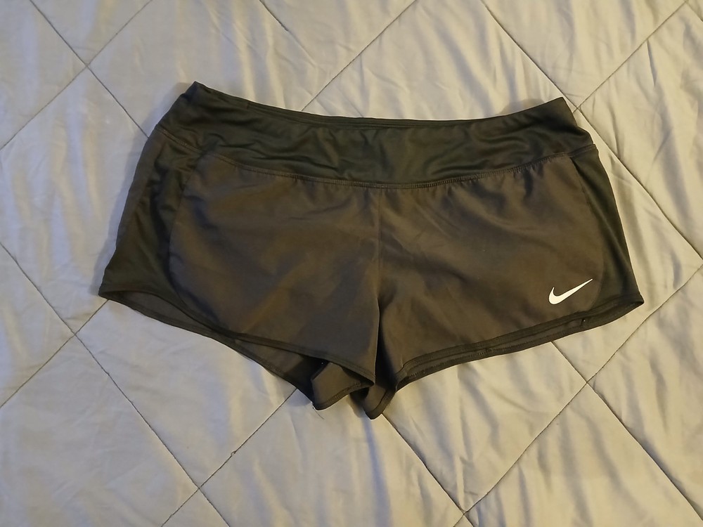 Nike Dri-FIT Women's Black Athletic Shorts Polyester Elastic Waist