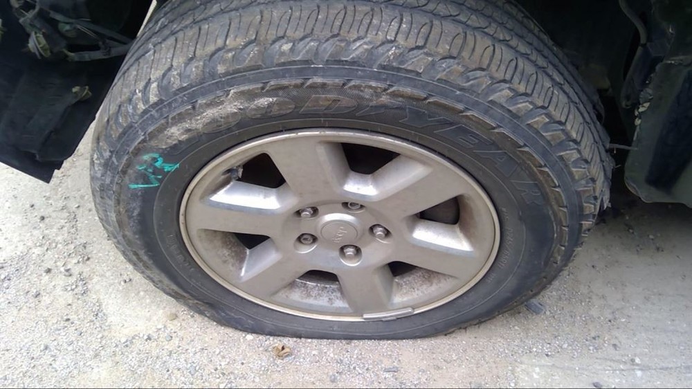 Wheel 17x7-1/2 Aluminum 6 Spoke Platinum-clad Fits 07-08 COMMANDER 4170116